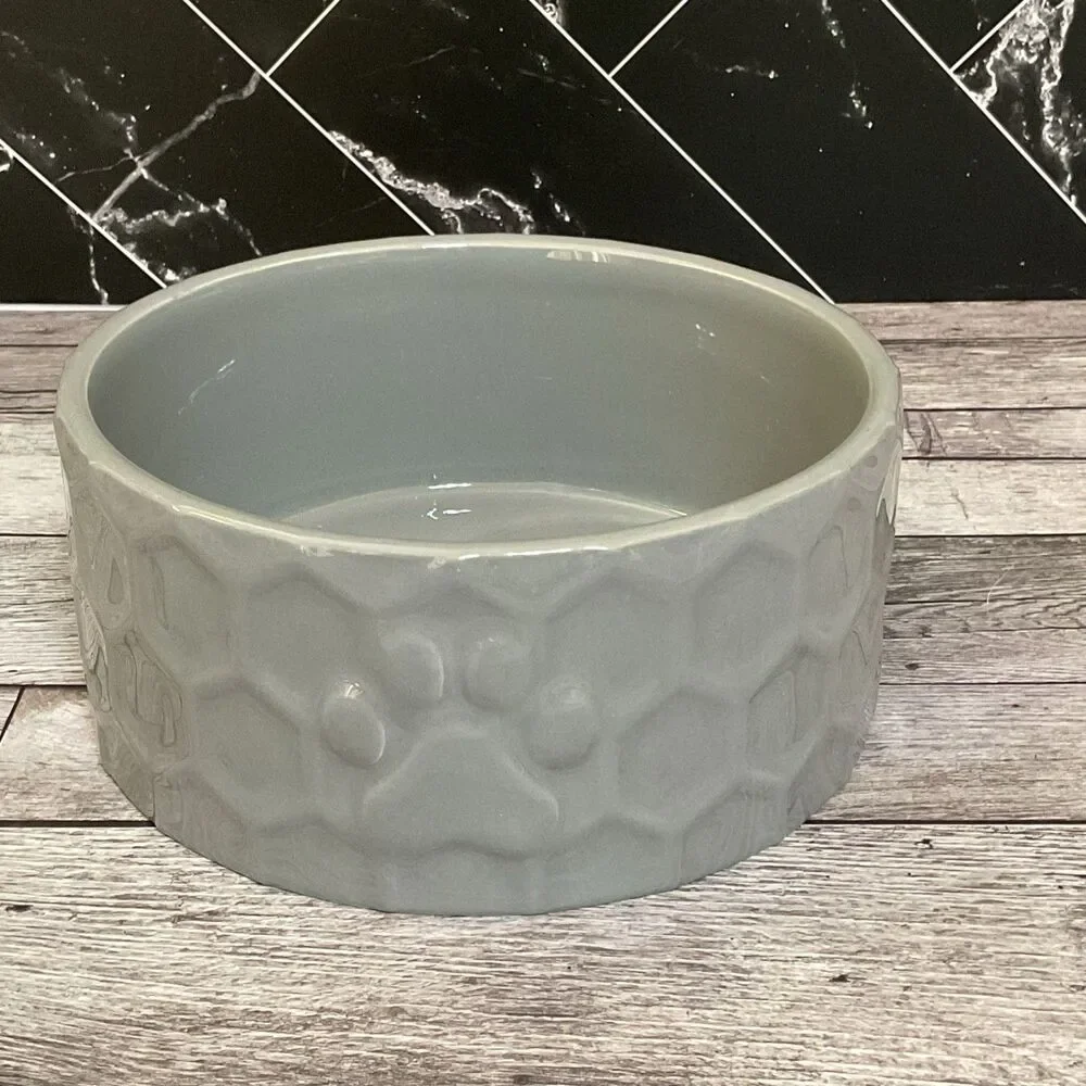 Sonoma Good For Life Honeycomb Design Ceramic Dog Bowl.6” x 3”.EUC